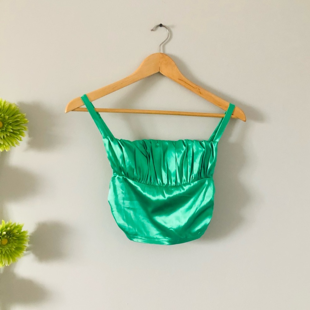 HP ✨Nasty Gal | Gorgeous Satin Top